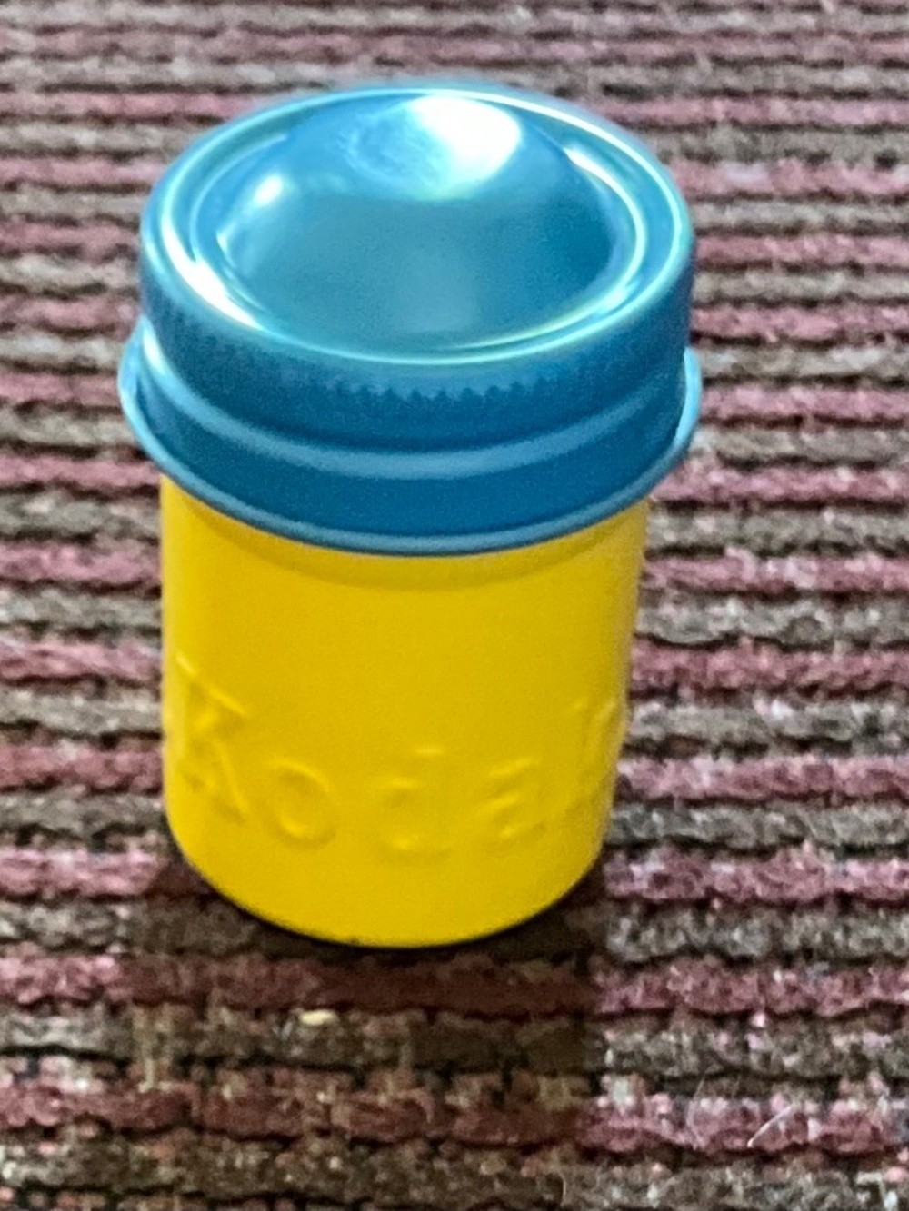 Kodak Metal Film Tin Yellow with Blue Lid